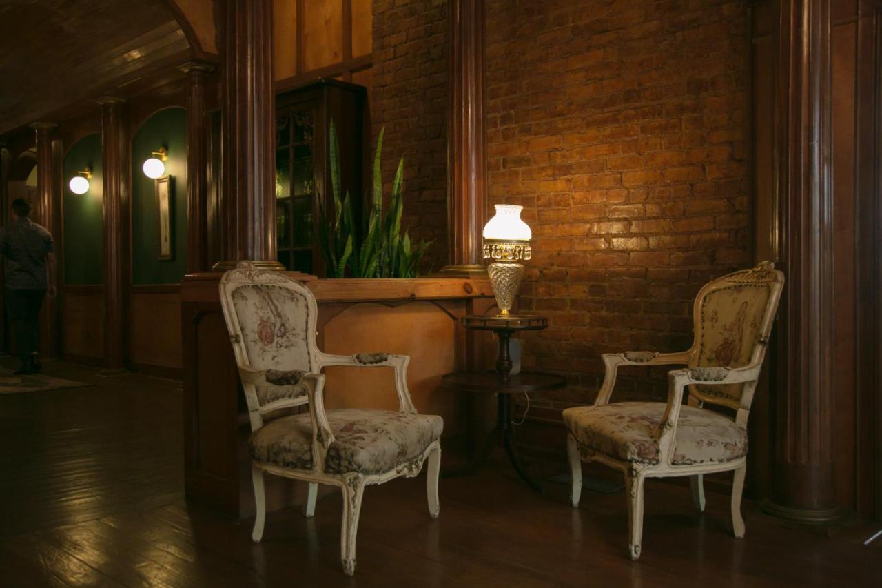 The Grand Hotel Hogansville Exterior foto